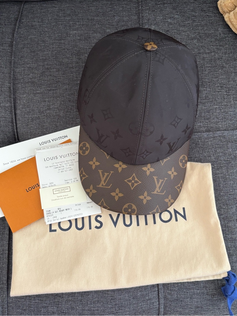 Louis Vuitton Get Ready Black Monogram Cap Large Preloved.